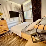 Mariacki Apartment By Vsi
